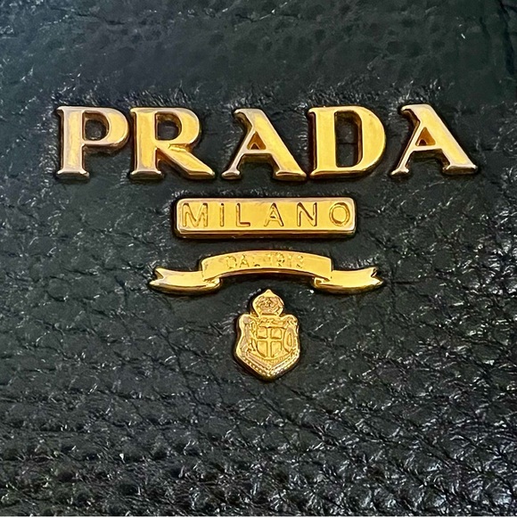 PRADA BLACK VITELLO DAINO LEATHER BAG - Picture 2 of 12